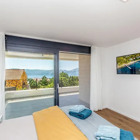 Dei Tramonti With Private Pool