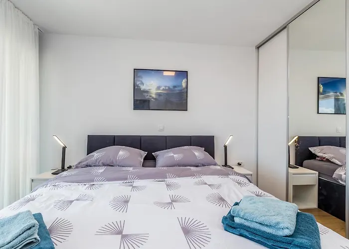 Dei Tramonti With Private Pool * Linardići