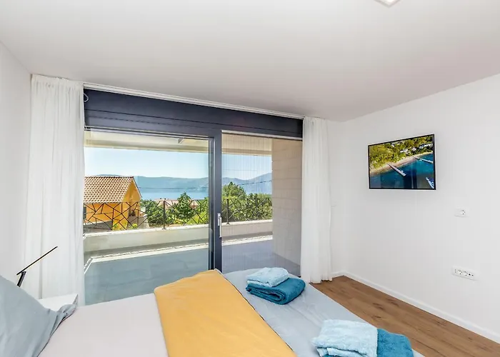 Dei Tramonti With Private Pool